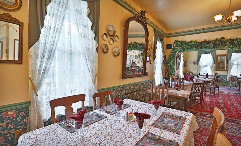Hotel Strasburg Buitenkant foto